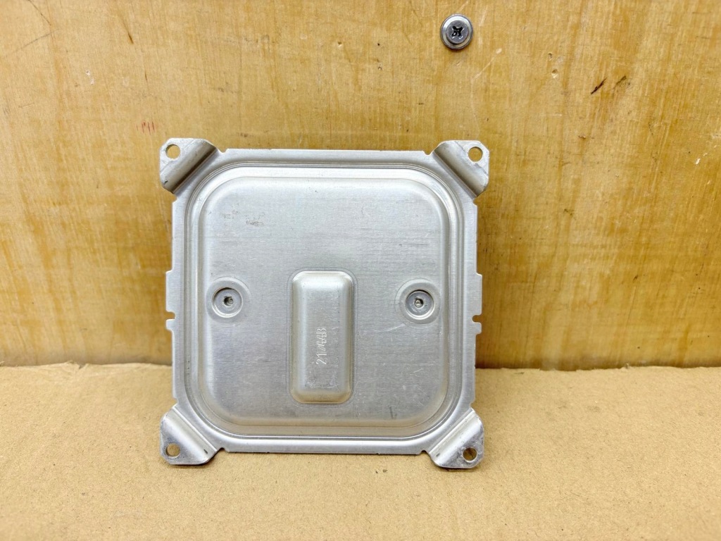 фото №1, Renault clio v модуль преобразователь лампы 260556623r