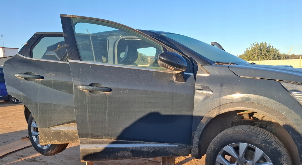 фото №1, Renault captur 2 дверь правое перед задняя демонтаж europa