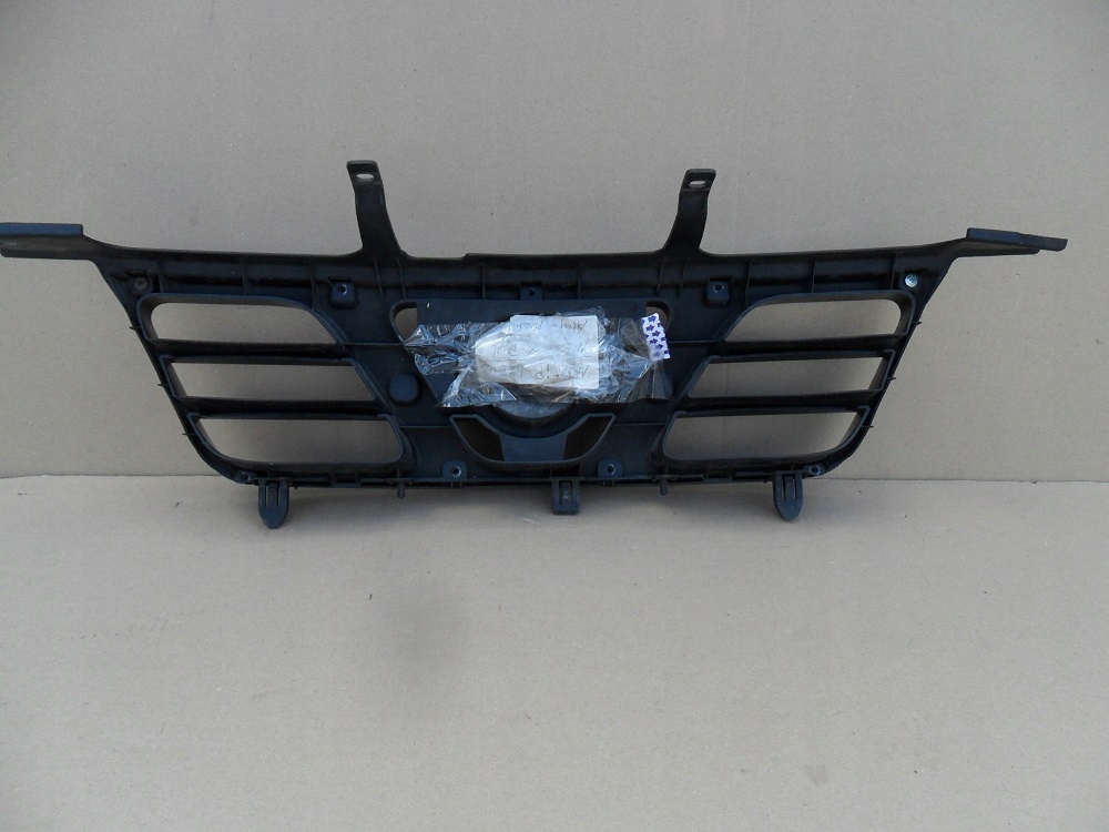 фото №12, Nissan x-trail t30 2001 2002 2003 2004 2005 решётка радиатора