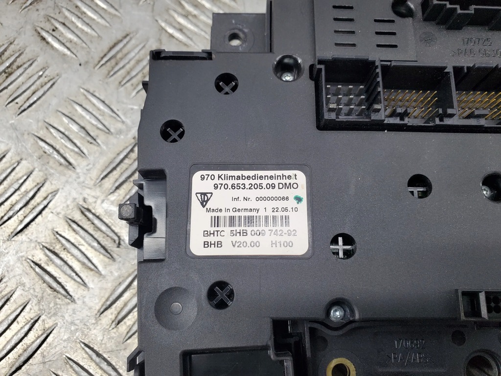 фото №14, Porsche panamera 970 2011 панель кондиціонера