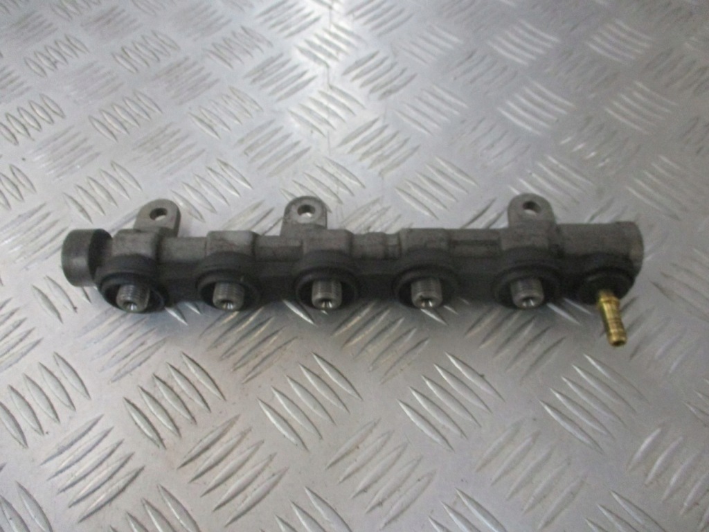 фото №3, Молдинг впрыскная renault laguna iii 2.0 dci 0445214173