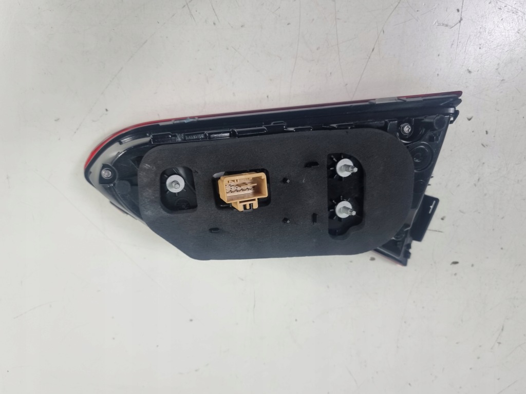 фото №4, Лампа ліва задня кришки vw t-roc lift 2ga945307c