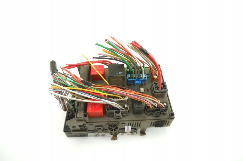 Купить Коробка предохранителей модуль uch renault vel satis 8200275717