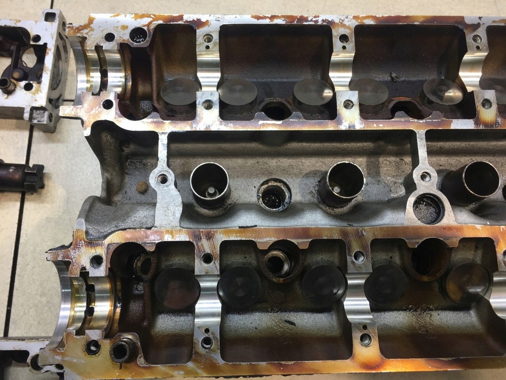 фото №2, Головка citroen xsara 2.0 16v