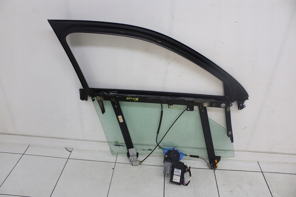 фото №1, Подъемник стекло левый перед audi a4 b6 2000r-