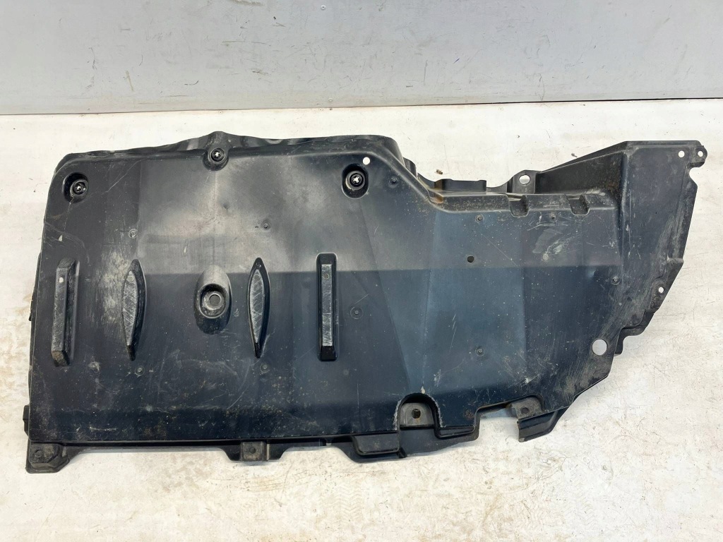 Corolla e21 универсал защита подвеска задняя задний под wanne 58399-02170 с Разборки