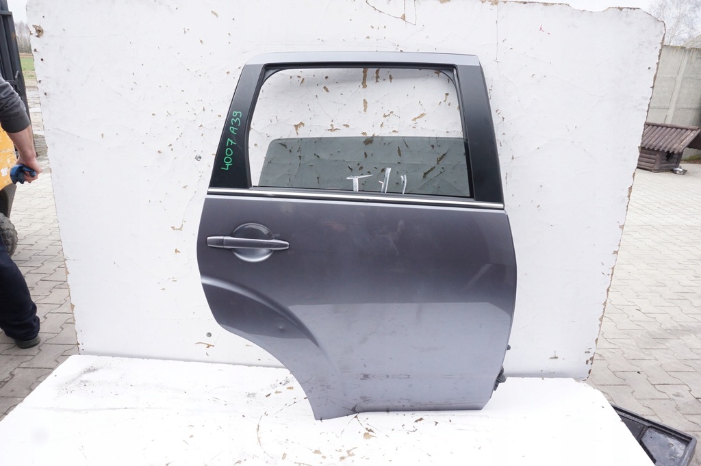 фото №1, Дверь правый задняя peugeot 4007 a39