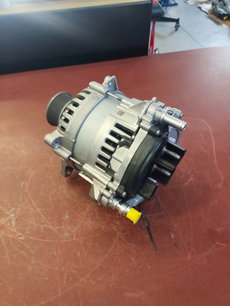 Генератор mercedes a0009007419 новий в Україні