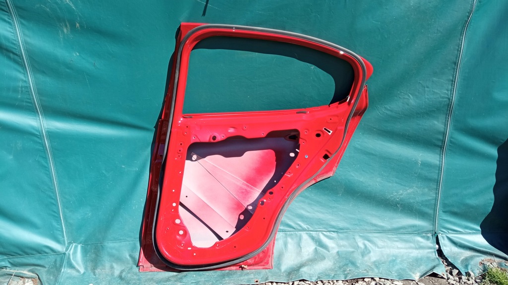 фото №2, Двері задня alfa romeo selvio