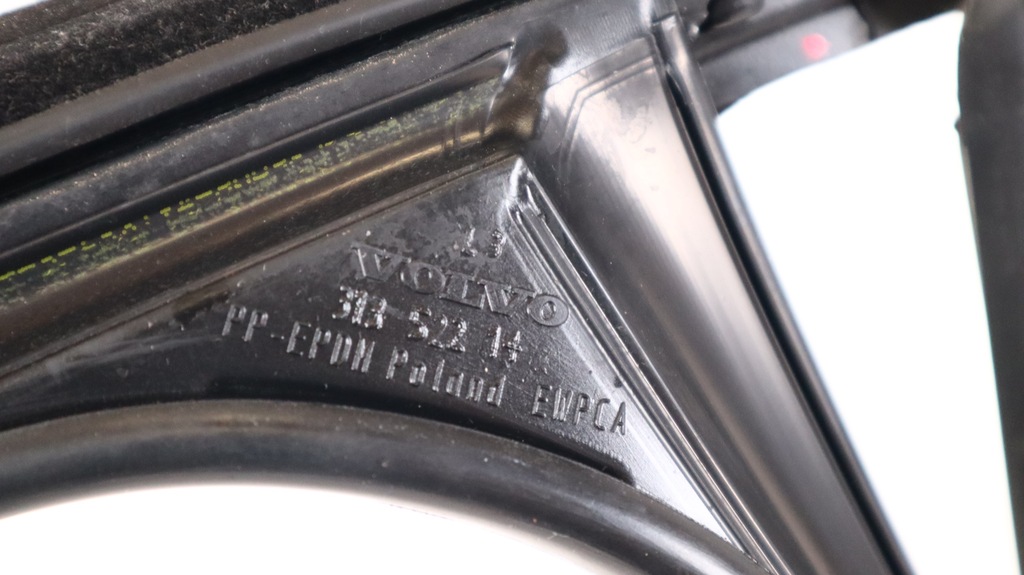 фото №8, Volvo xc60 i lift прокладка дверь левая задняя 31352214