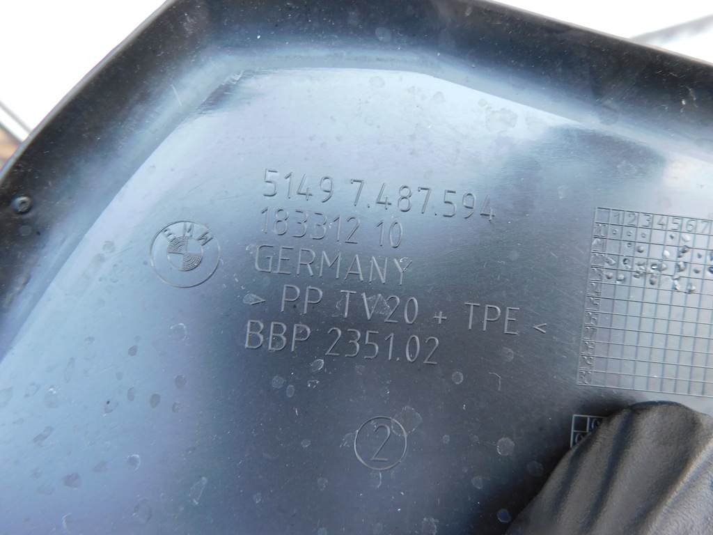 фото №8, Bmw i4 g26 обшивки заглушки лампа задняя багажника комплект oem 183312 10