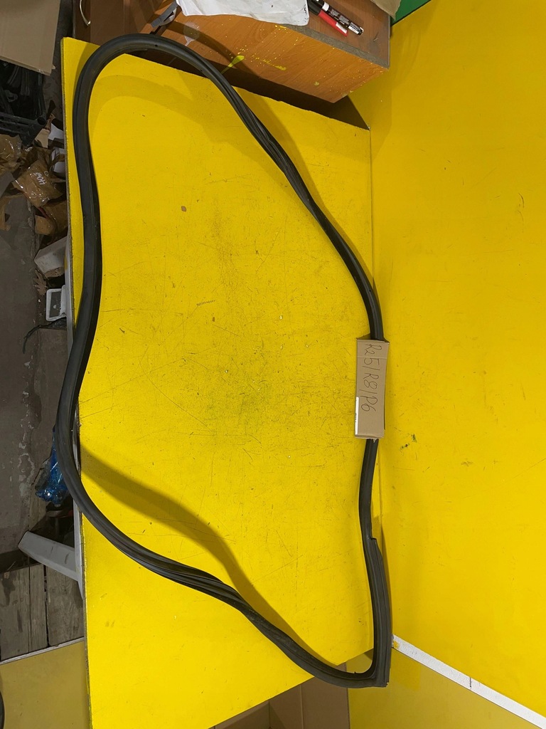 фото №8, Bmw 3 e92 прокладка кузовная дверь правый перед