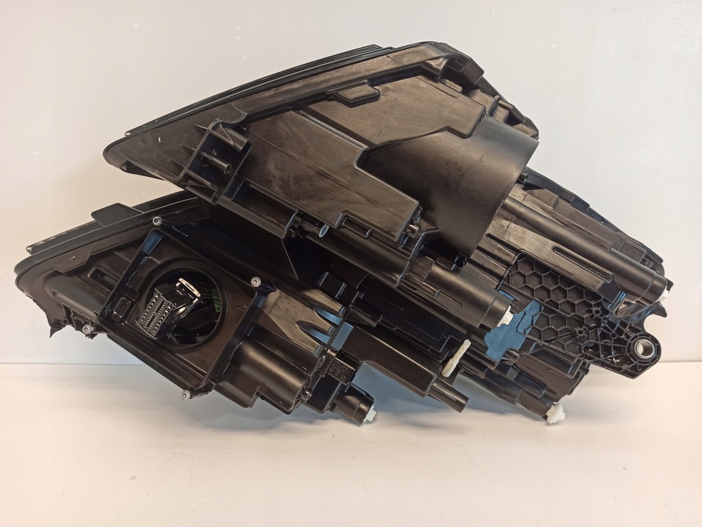 фото №9, Skoda kodiaq лампа левый перед 567941015h rhd