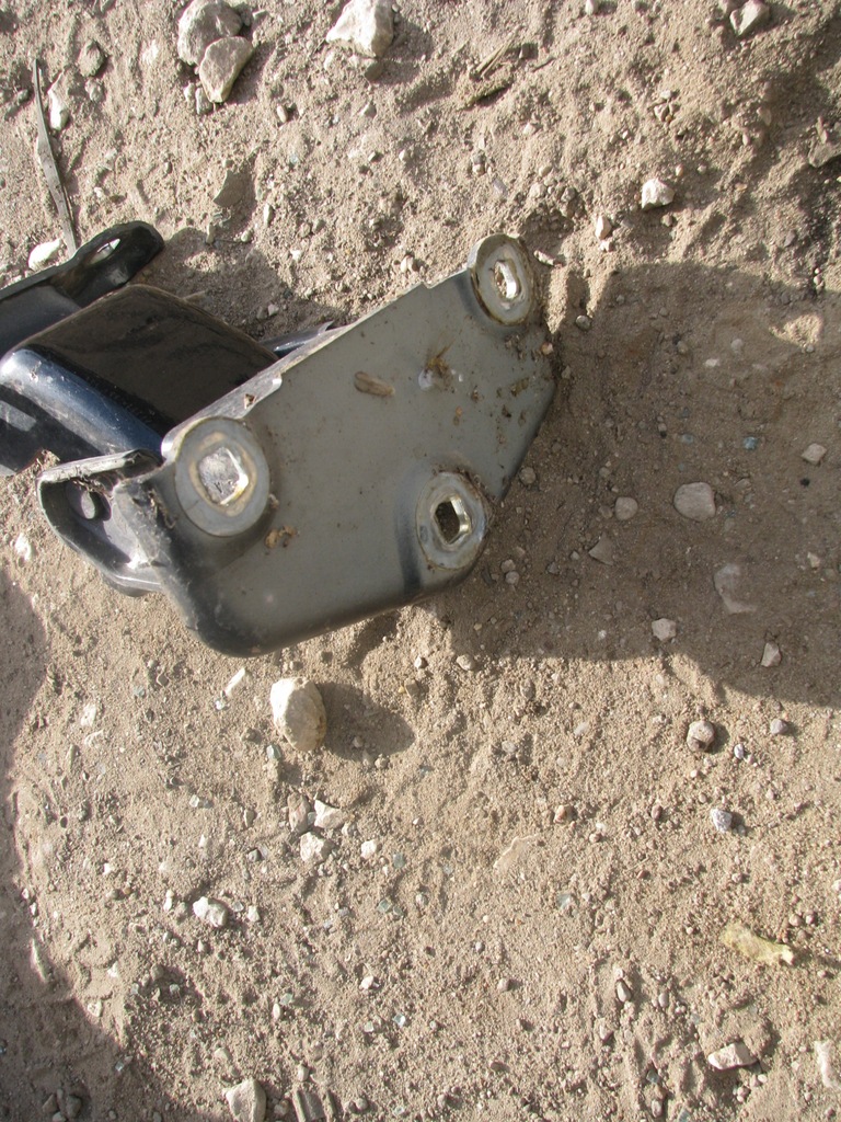 фото №5, Петля двері задня opel renault trafic ii vivaro a 527428a 57854a