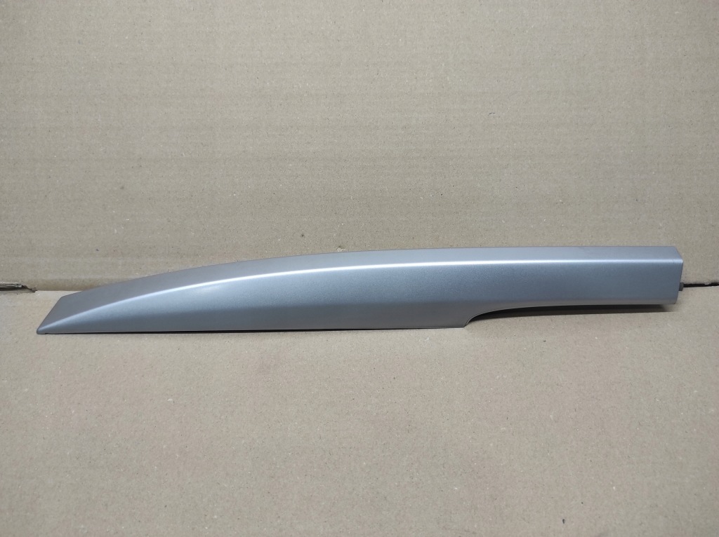 фото №1, Заглушка накладка рейлінг права задня renault laguna iii kombi