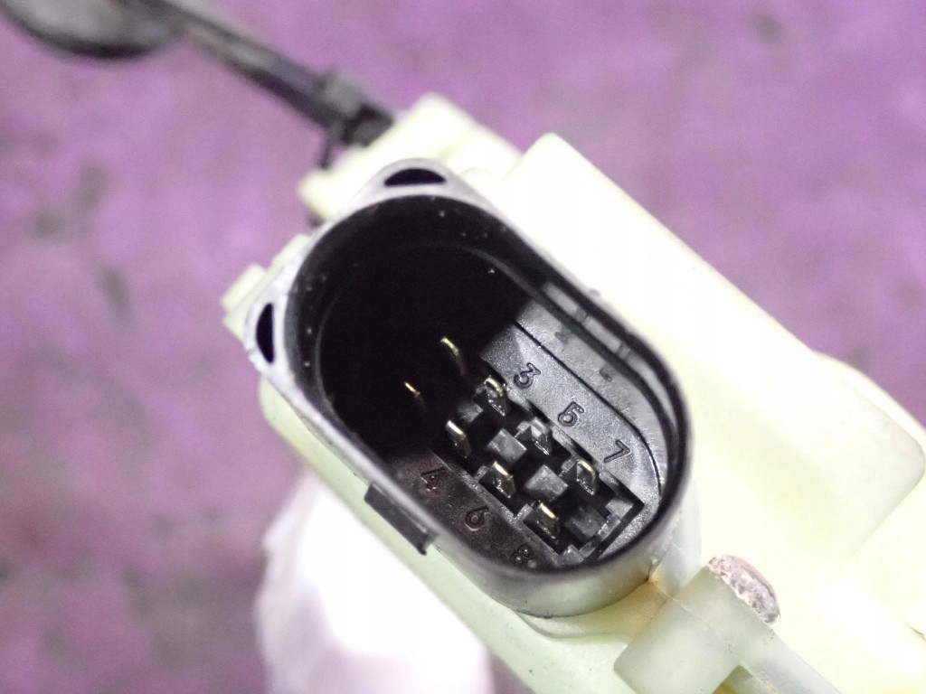 фото №6, Vw jetta v iii 1k sedan 05-11 замок перед правый 3b1837016aa 6 pin