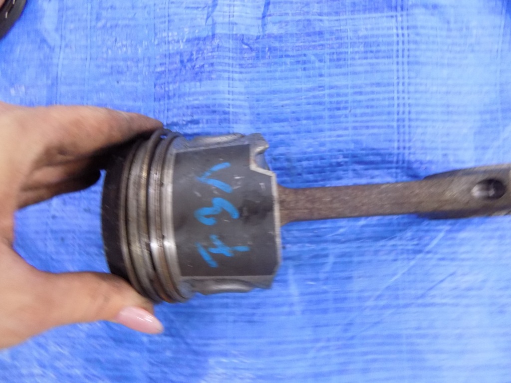 фото №3, Поршень шатун bmw f31 3,0d