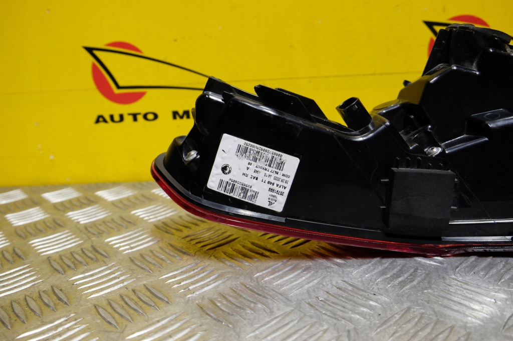 Купить Alfa romeo stelvio 2016- фара задний  задняя правый  led америка