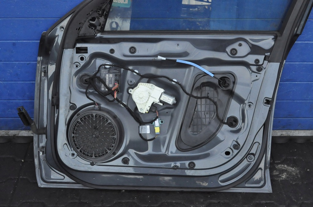 фото №13, Audi a4 b8 дверь правый перед передние