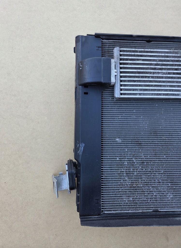 фото №8, Комплект радіатор вентилятор bmw f30 гібрид 2.0i 2.0ix 330e 2015-2018