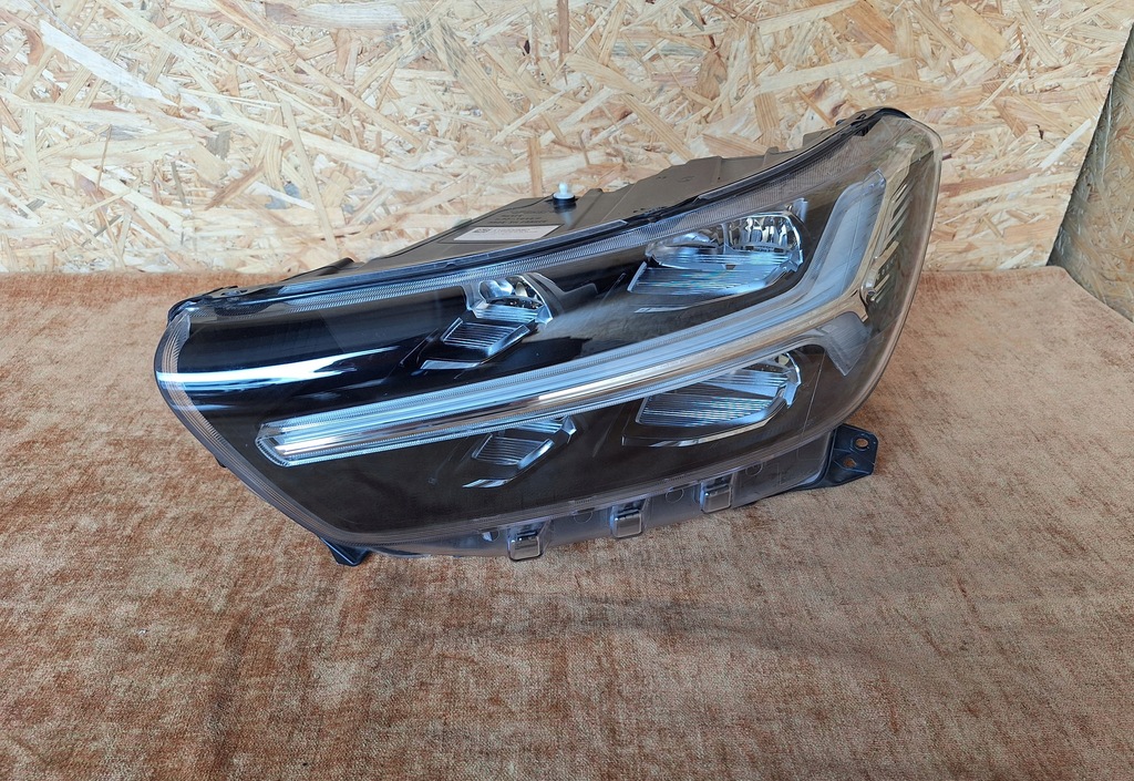 фото №1, Volvo xc40 лампа ліва full led 31655980