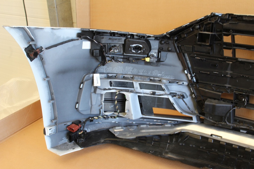 фото №10, Бампер перед передний audi a8 4n d5 55 tfsi ls9r