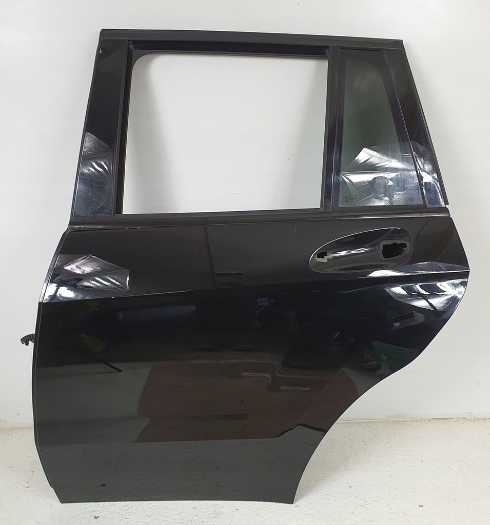 фото №1, Дверь левый задняя 040 mercedes glk x204