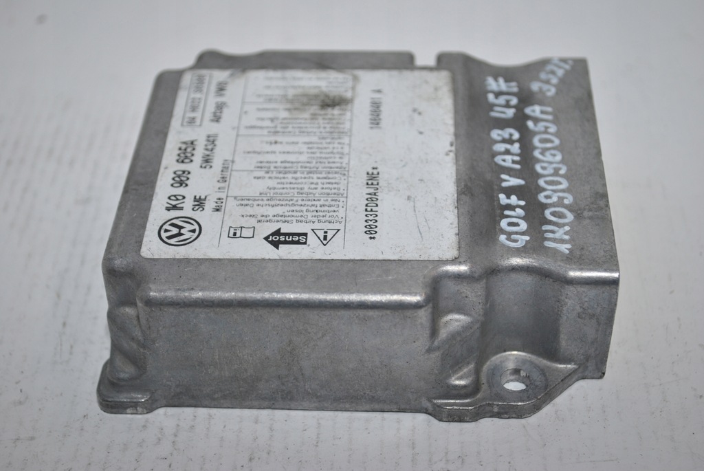 фото №7, Модуль датчик подушка безопасности vw golf v 1k0909605a
