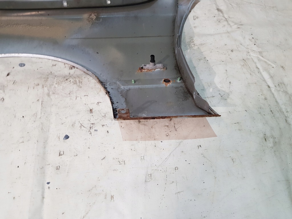 Купить Крыло  правый  bmw 5 e39 eur рестайлинг  titansilber металлик