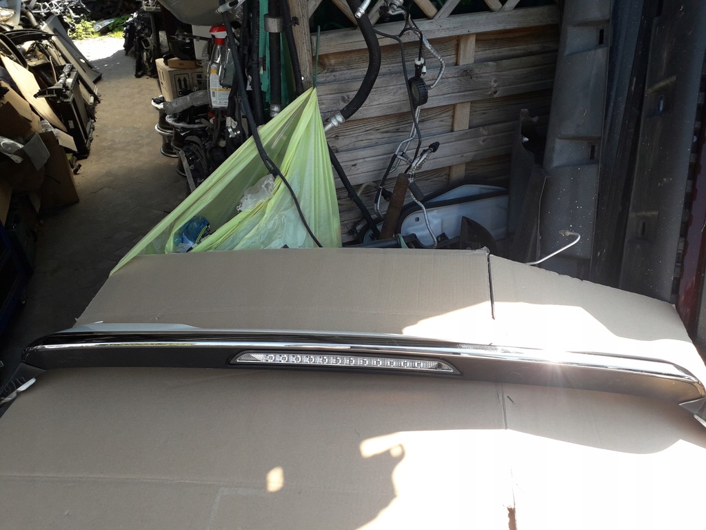 фото №2, Спойлер кришки хром peugeot 2008 ii