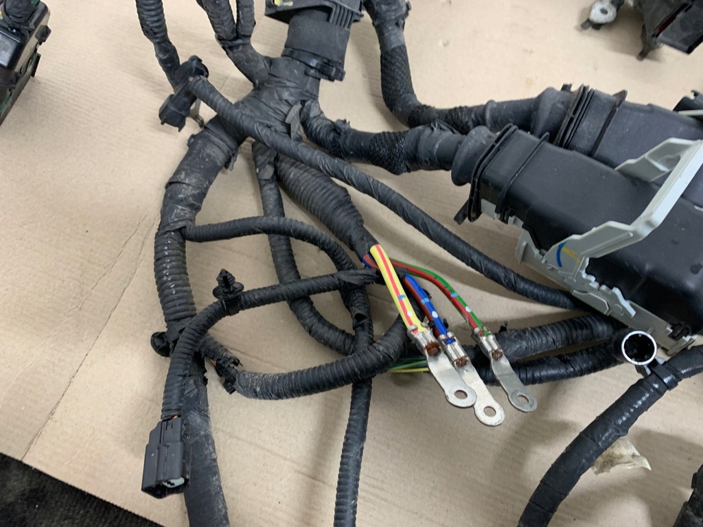 фото №9, Ford mustang mach-e rwd 75.7kwh жгут электропроводка отсек двигателя