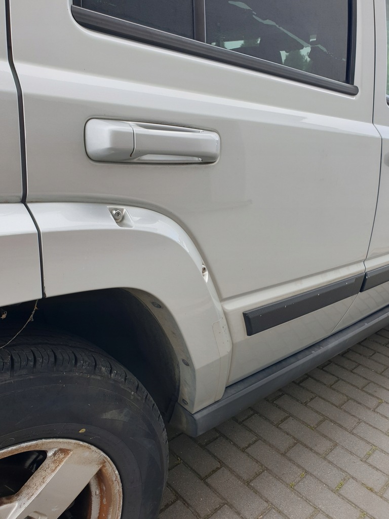 фото №2, Jeep commander i двері задня задні праве oryg