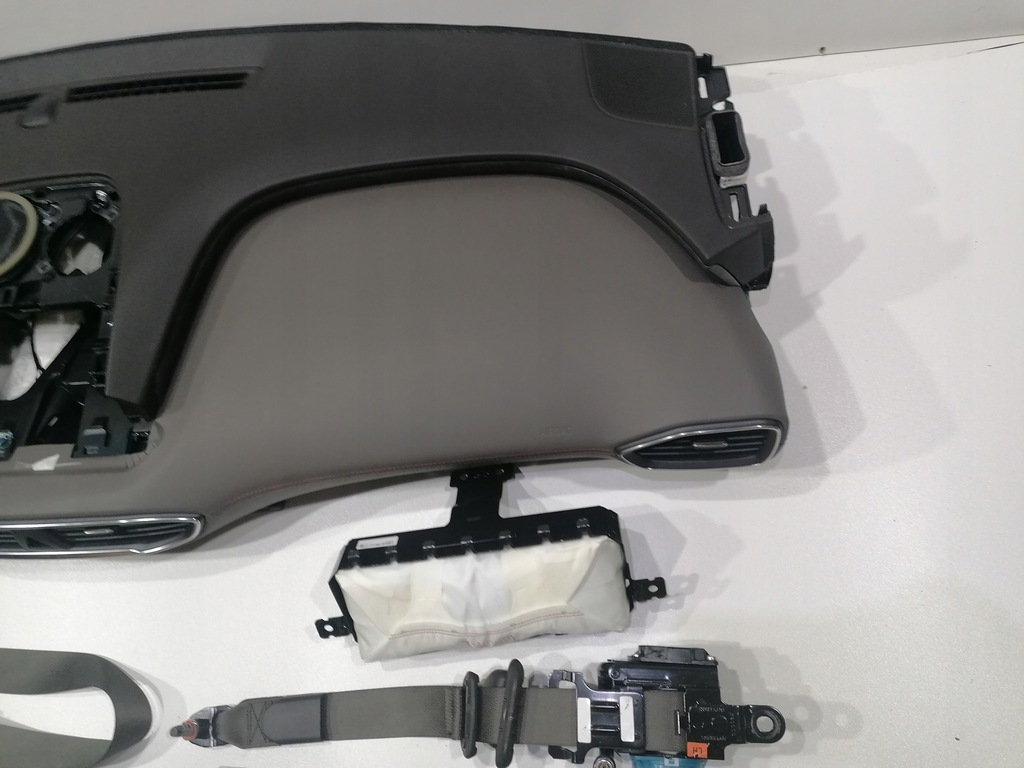 фото №9, Hyundai santa fe iv 2019 панель приладів консоль подушка безпеки ремені