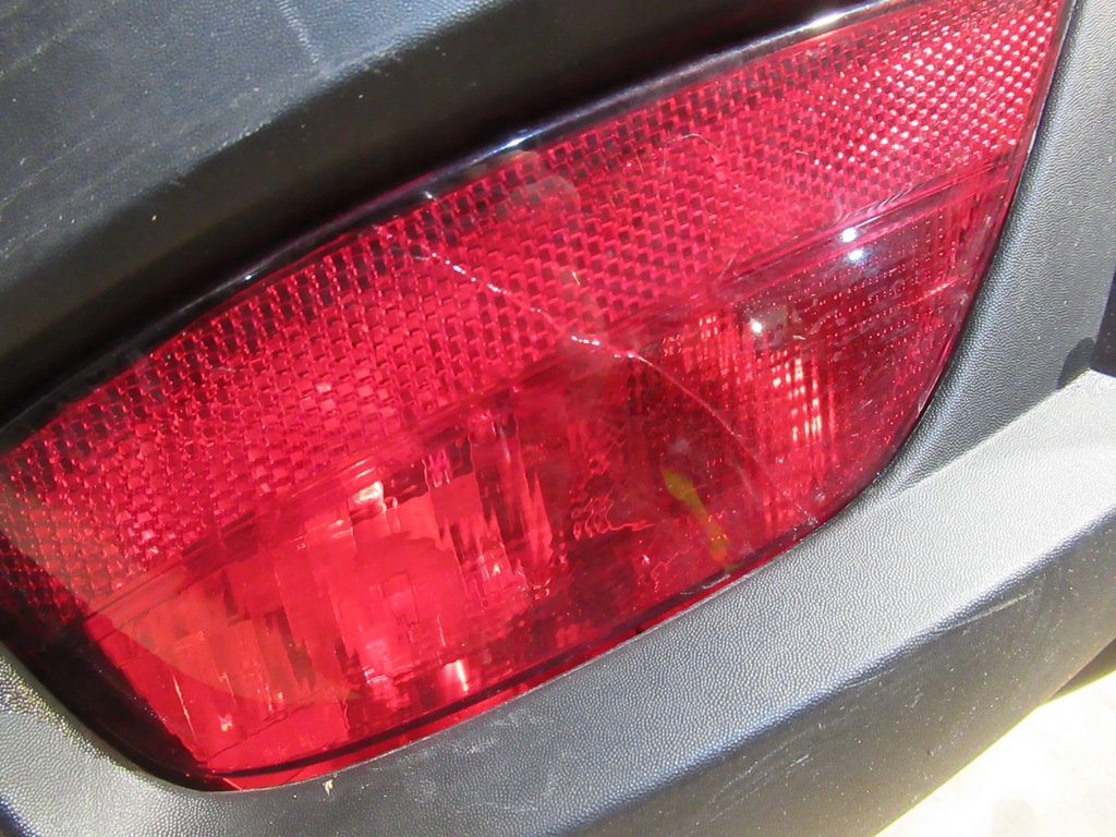 фото №7, Бампер задня 850222027r dacia duster ii 17-