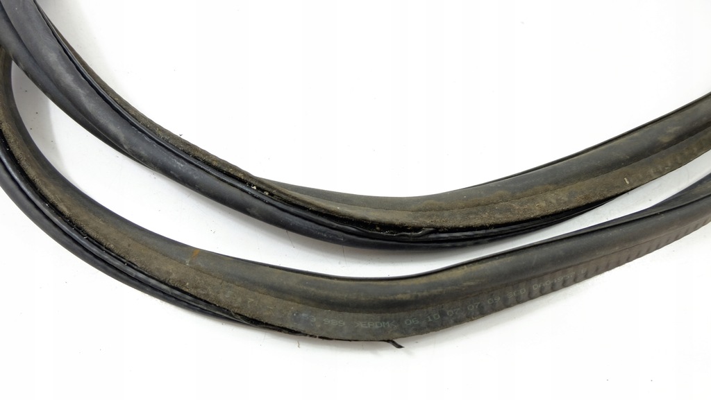 фото №8, Mini cooper r56 прокладка кузовна кришки багажника