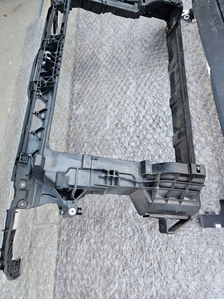 Audi a1 8x0 1,8 усилитель ремень балка 8x0805588a с Разборки