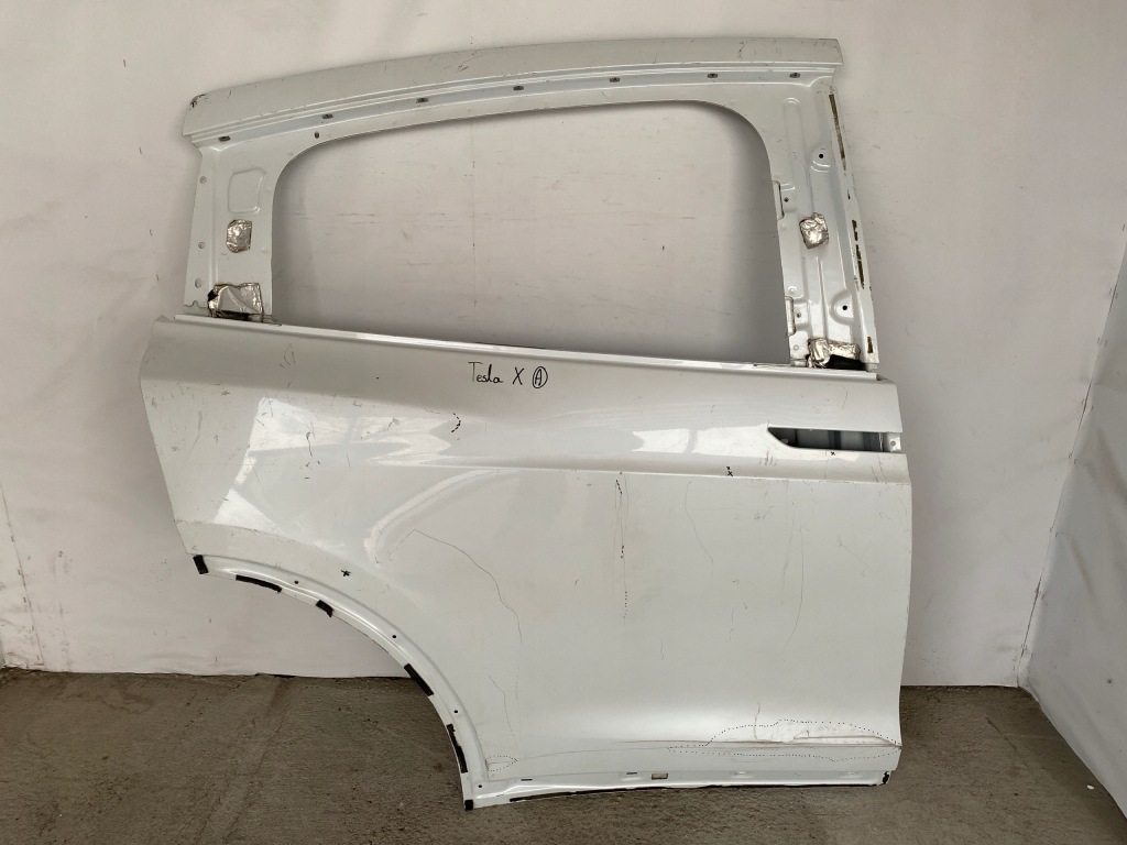Купить Tesla x дверь правое задние poznań giełda