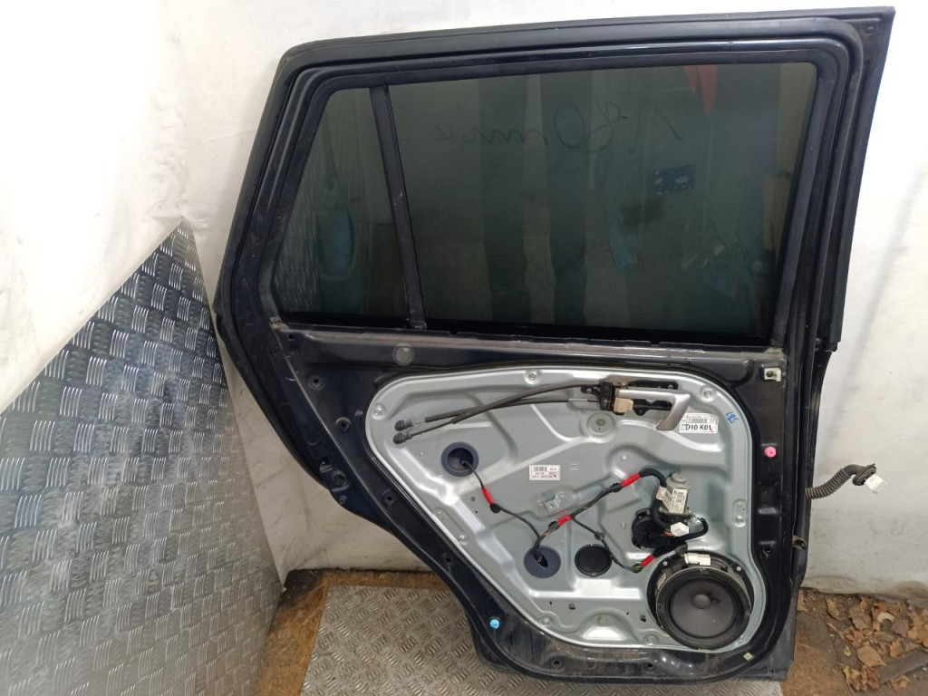 фото №9, Hyundai santa fe ii двері задня ліва 2z