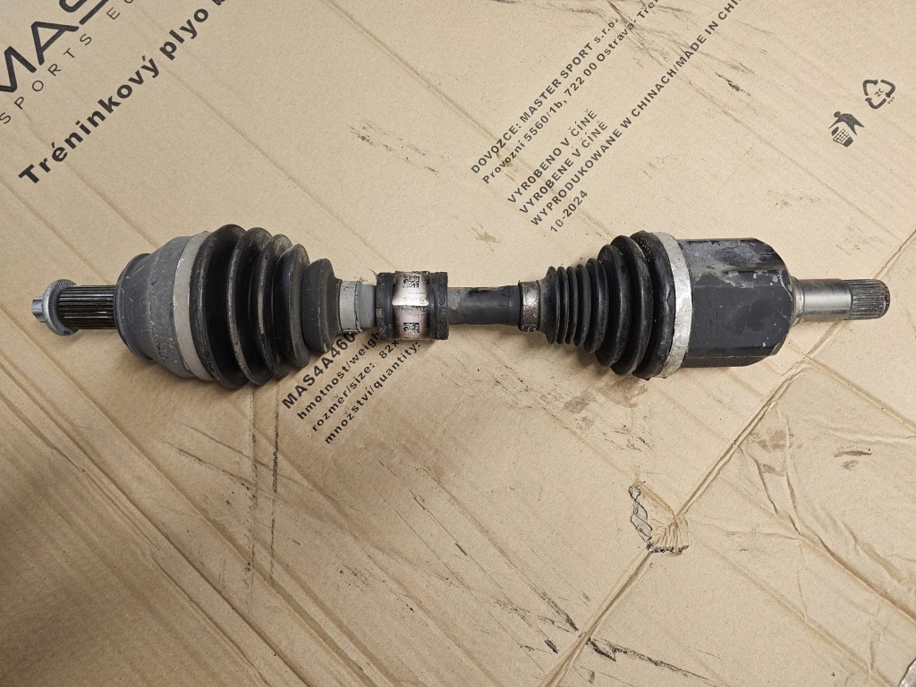 Купить Приводной вал передняя mercedes glb a1183308600