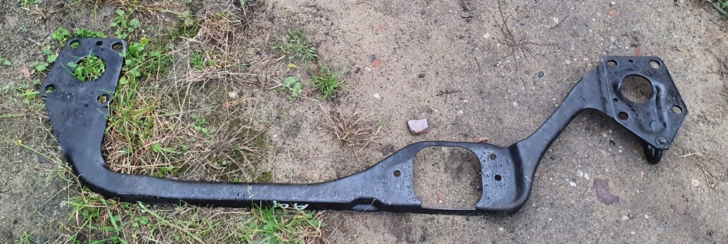 фото №1, Підсилювач нижні audi a4 b5