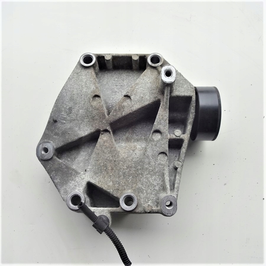 фото №1, Кронштейн основа компресора suzuki sx4 1.9 ddis 06 rok