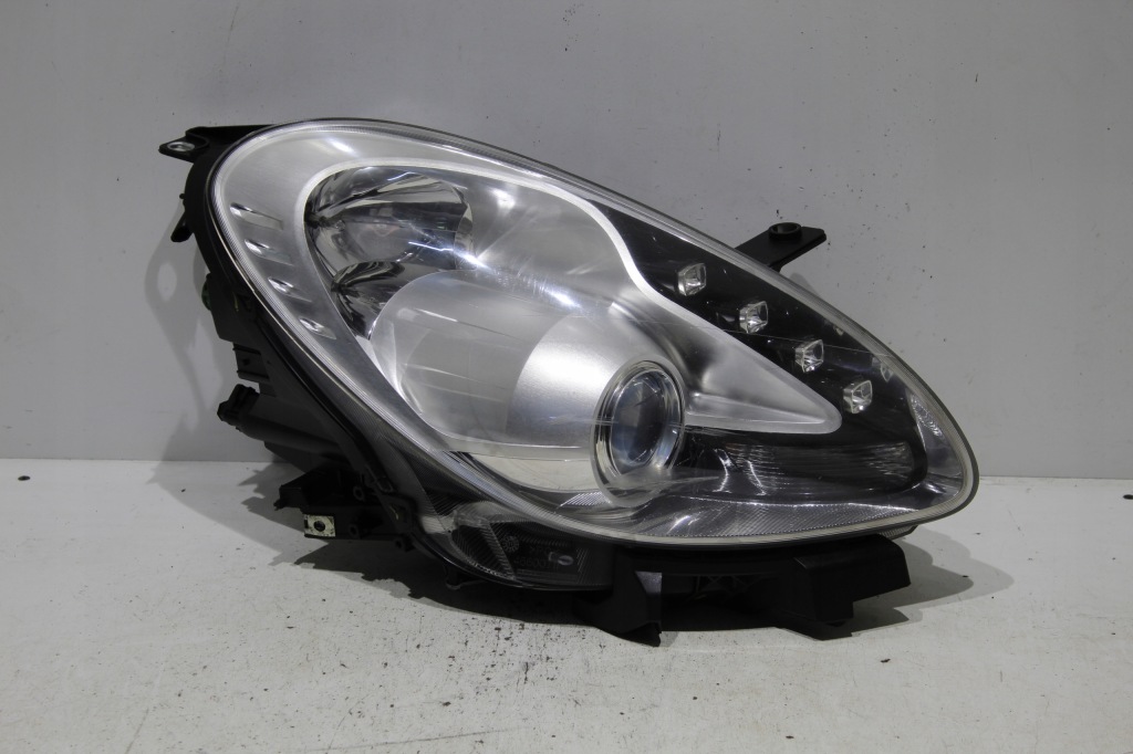 фото №1, Alfa romeo giulietta led лампа права ідеальний стан комплектна оригінал europa