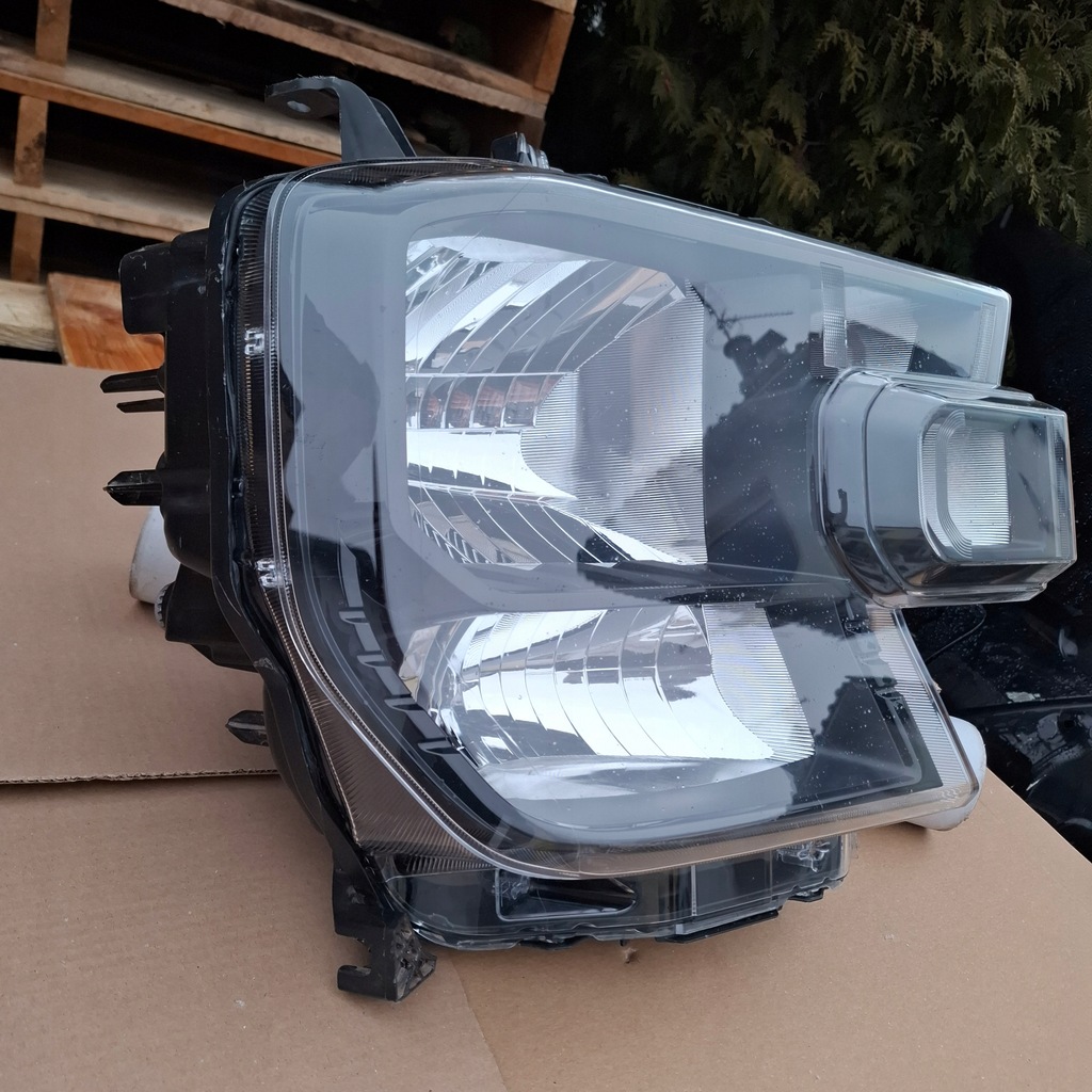 фото №6, N1w-13w029-nb ford ranger iv 4 22- 23- обычная лампа фара передний правый