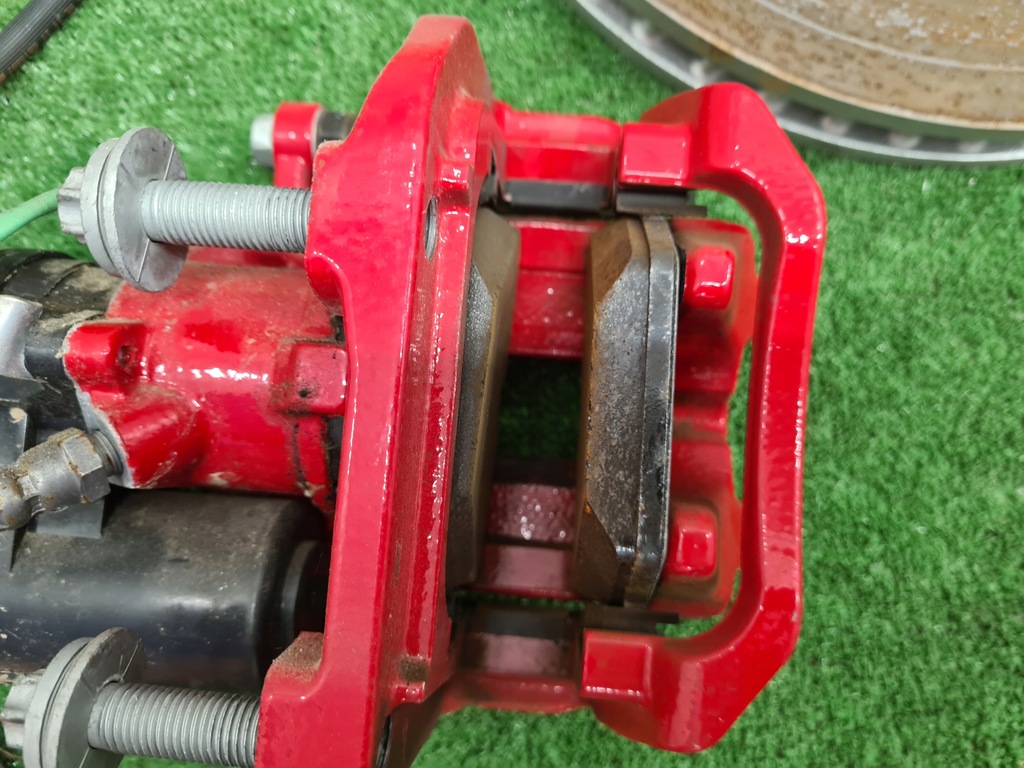 фото №11, Bmw 4 g22 тормоза тормозные диски тормозные колодки суппорты m-pakiet 6860911 6860912 6860925