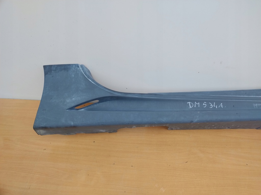 фото №3, Ferrari california f149 права молдинг поріг поріг