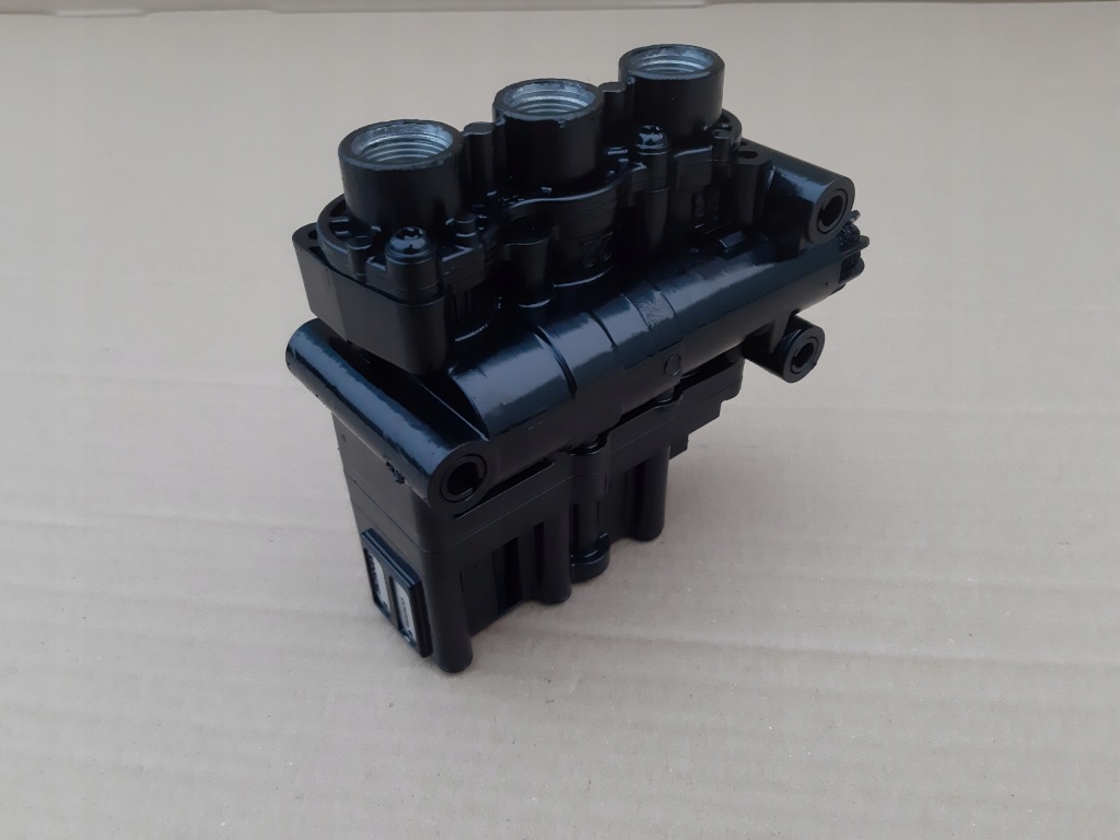 фото №3, Scania r euro 6 клапан ecas wabco 4728900200 1889795