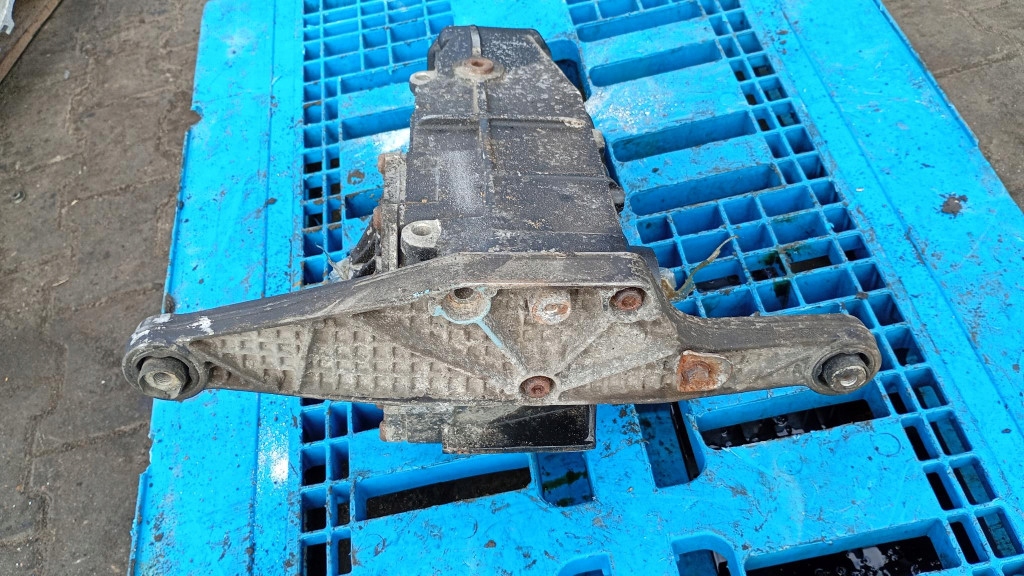 фото №5, Задний мост daj audi a4 b5 1.8t 150km 4x4