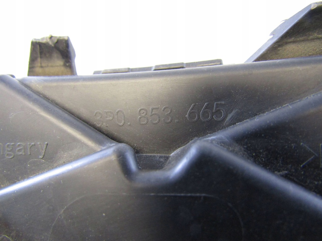 фото №9, Skoda superb iv решётка бампера левый перед 3p0853665