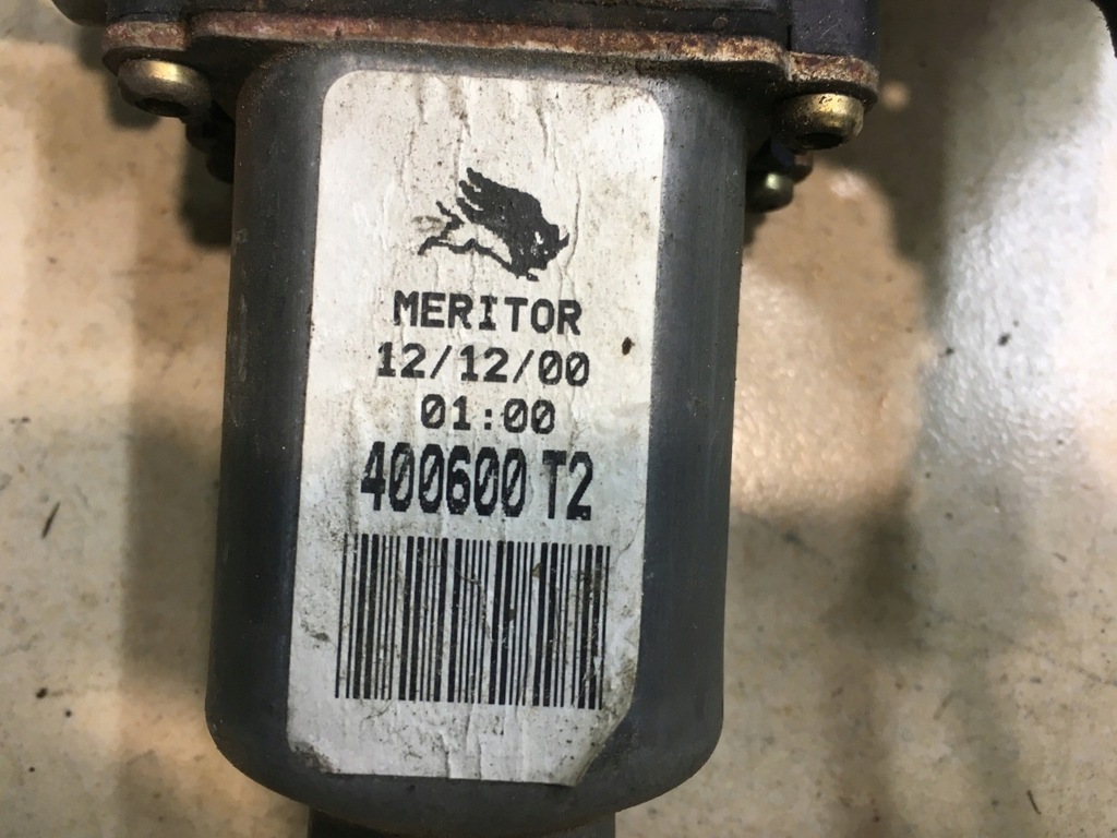 фото №12, Подъемник стекло правый перед primera p11 2 pin