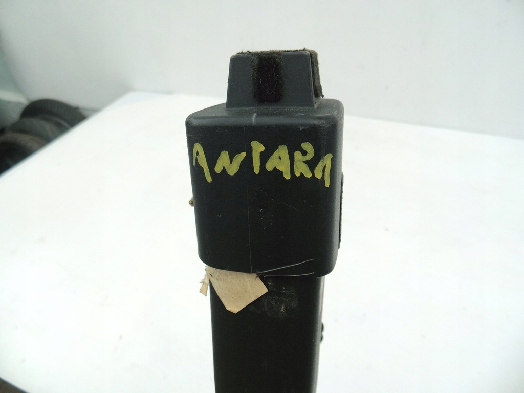 фото №11, Шторка жалюзі штора багажника задня opel antara 96829406